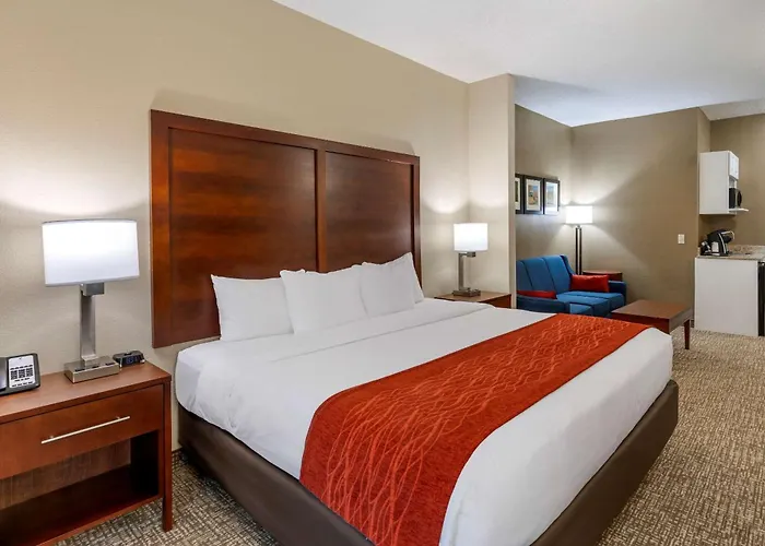 Top Hotels Near Canton Civic Center