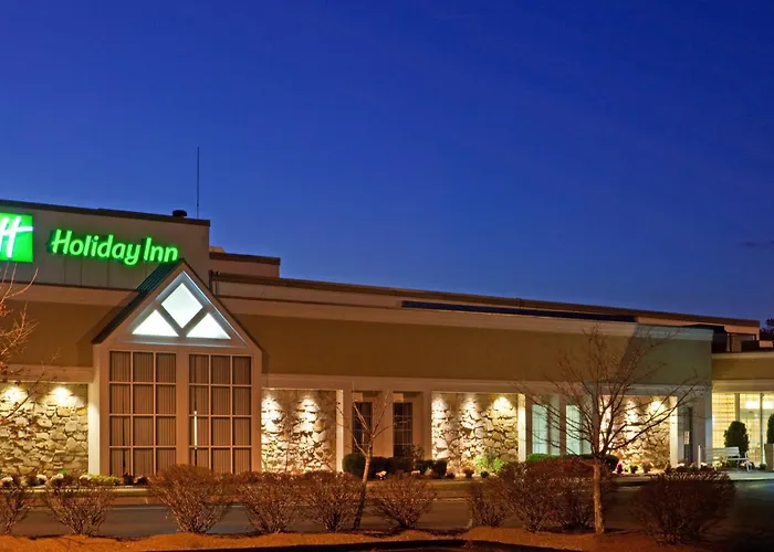 Top Hotels Near Mansfield MO for a Peaceful Getaway