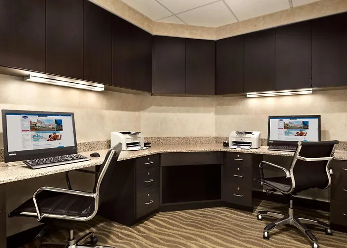 Top Hotels in Dover, Massachusetts