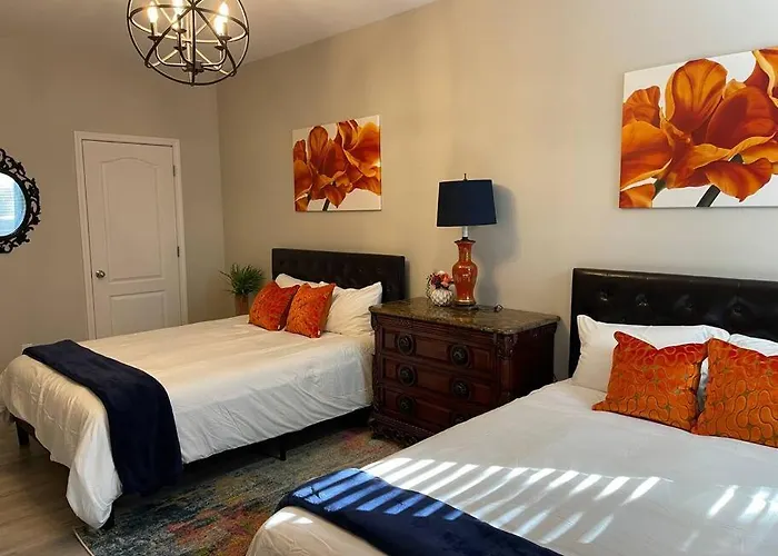 Top Hotels Near University of Dallas